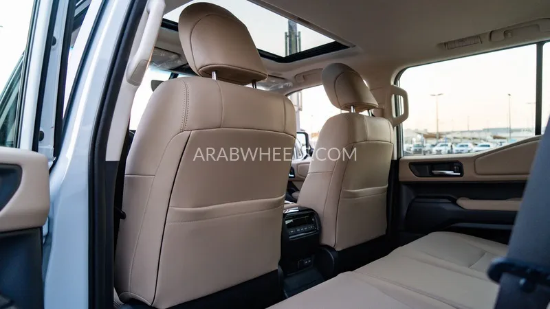 تويوتا لاند كروزر برادو 2024 for Sale in دبي Image-14