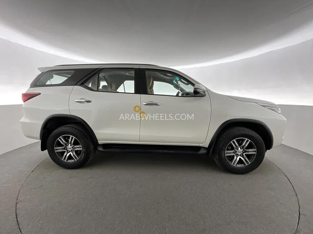 تويوتا فورتشنر 2022 for Sale in الشارقة Image-9