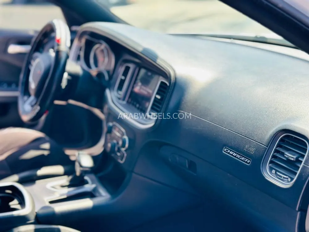 دودج تشارجر 2020 for Sale in الشارقة Image-15