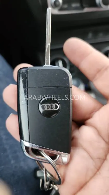 Audi Q3 2016 for Sale in Dubai Image-9