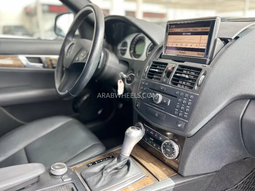 Mercedes Benz C Class 2008 for Sale in Dubai Image-7