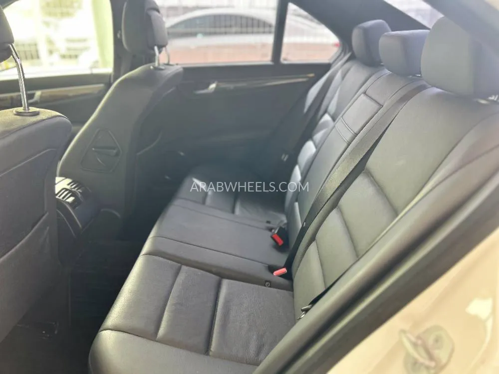 Mercedes Benz C Class 2008 for Sale in Dubai Image-11