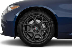 الفا روميو جوليا الخارجية 