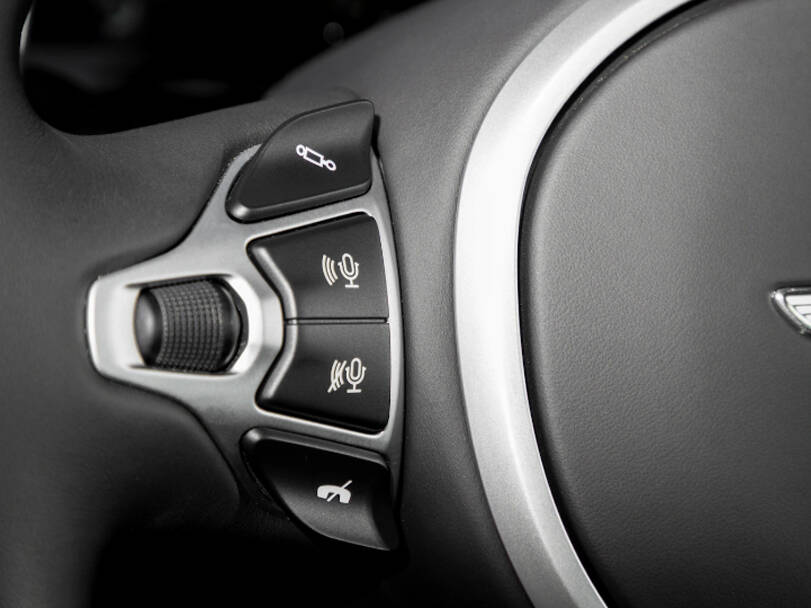 Aston Martin Vantage 2026 Interior 