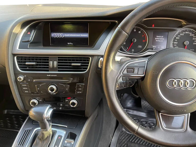 Audi A4 4th (B8) Generation Interior 