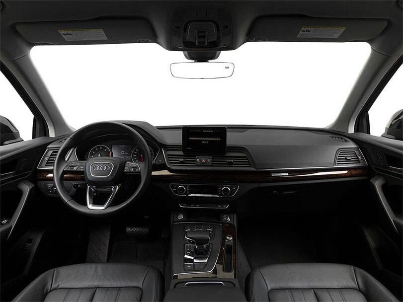 Audi Q5 1st (8R) Generation Interior 