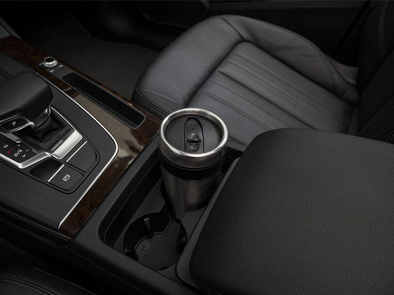 Audi Q5 1st (8R) Generation Interior 