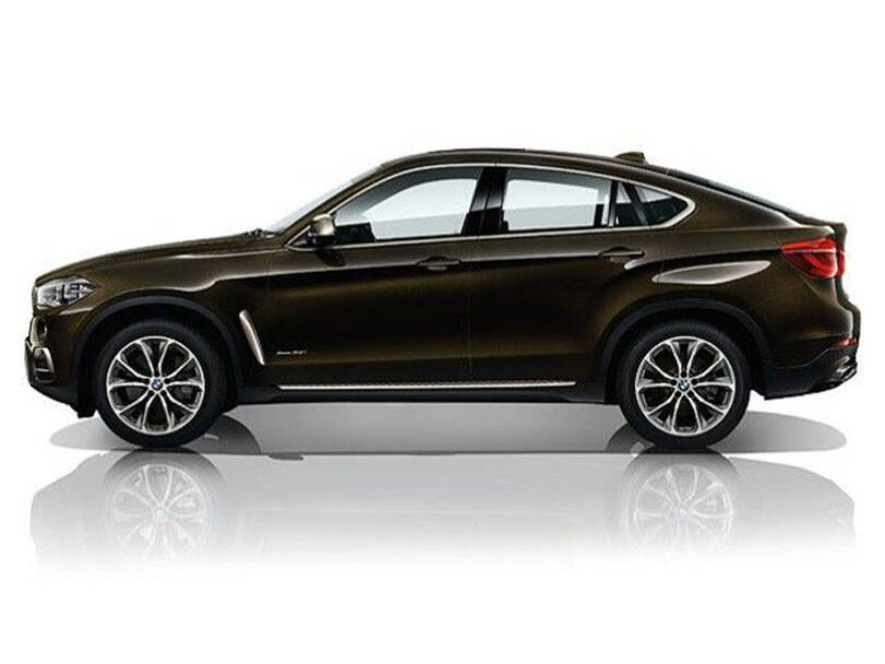 BMW X6 2nd (F16) Generation Pictures: Explore 13 Images of Interior and Exterior Image-9