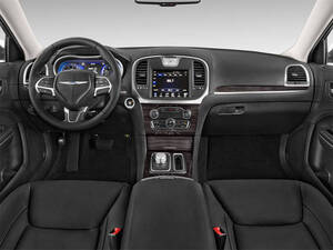 Chrysler 300 Interior 