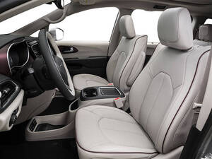 كرايسلر باسيفيكا الداخلية 