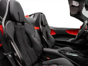 فيراري SF90 سبايدر الداخلية 