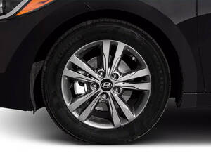 Hyundai Elantra Exterior 