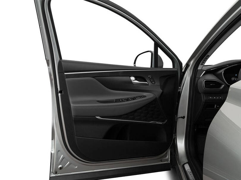 Hyundai Grand Santa Fe Interior 