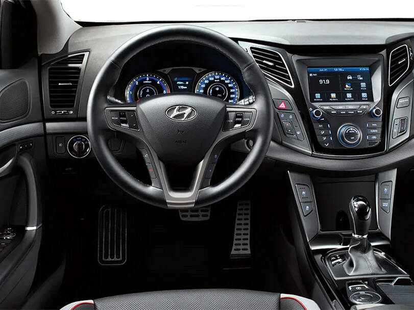 Hyundai i40 Interior 