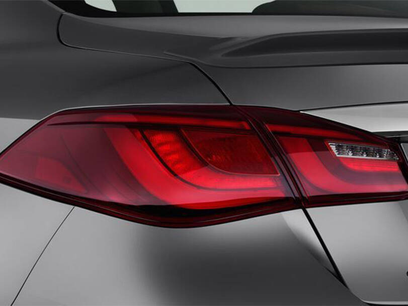 Infiniti Q70 Exterior 