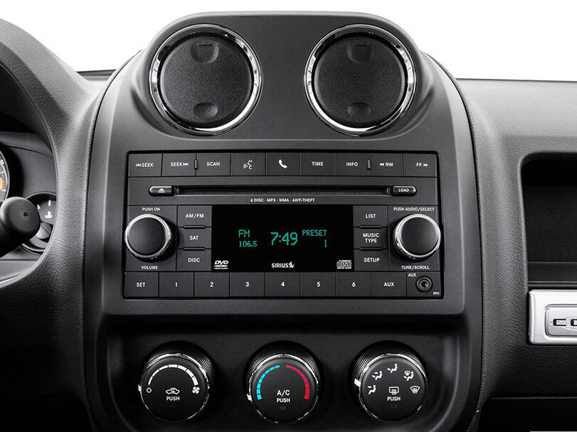 Jeep Compass 1st (MK49) Generation Interior 
