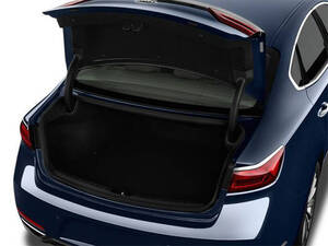 كيا كادينزا الداخلية 