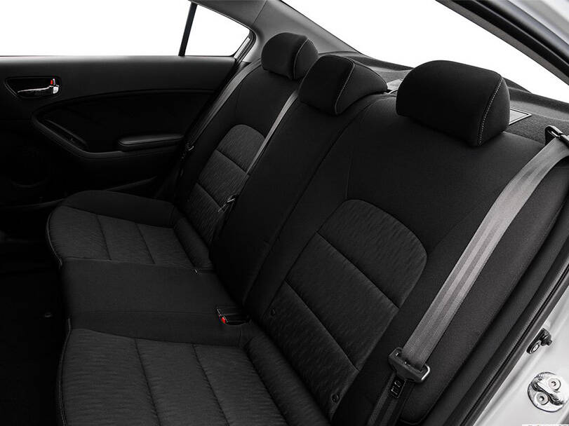 Kia Cerato 3rd (YD) Generation Interior 