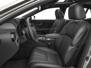 لكزس LS الداخلية 