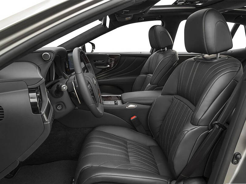 لكزس LS الداخلية 