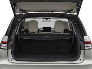 لينكون أفياتور الداخلية 