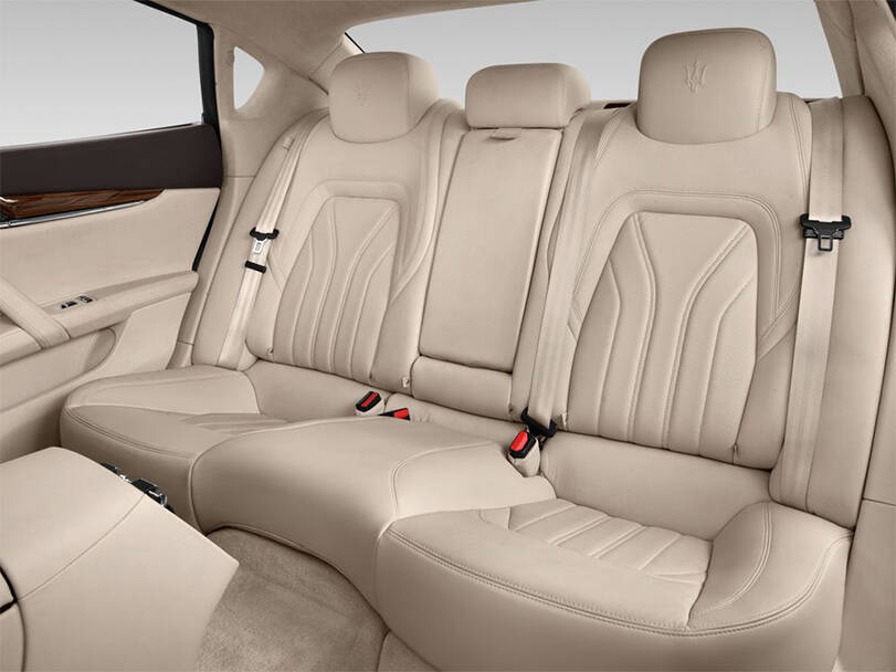 Maserati Quattroporte Interior 
