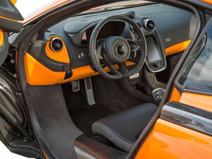 McLaren 570S Interior 