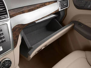 مرسيدس بنز M Class الداخلية 