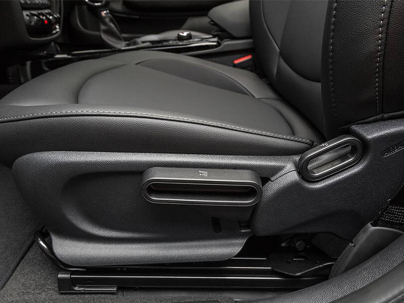 Mini Clubman 2025 Interior 