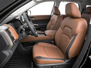 نيسان باثفايندر الداخلية 