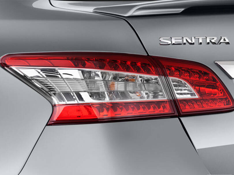 نيسان سنترا الخارجية 