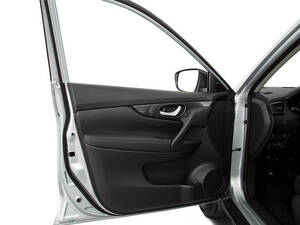 Nissan X-Trail Interior 