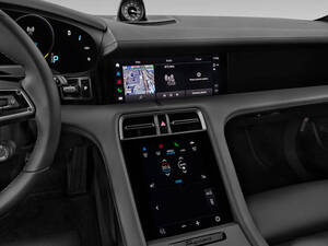 بورشه تايكان الداخلية 