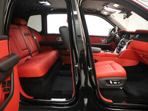 Rolls Royce Cullinan Interior 