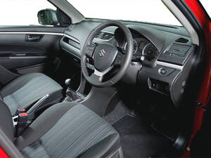 سوزوكي سويفت الداخلية 