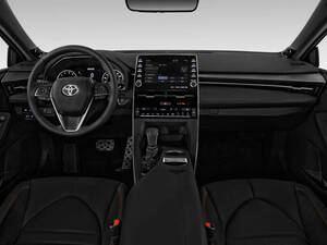 تويوتا أفالون الداخلية 