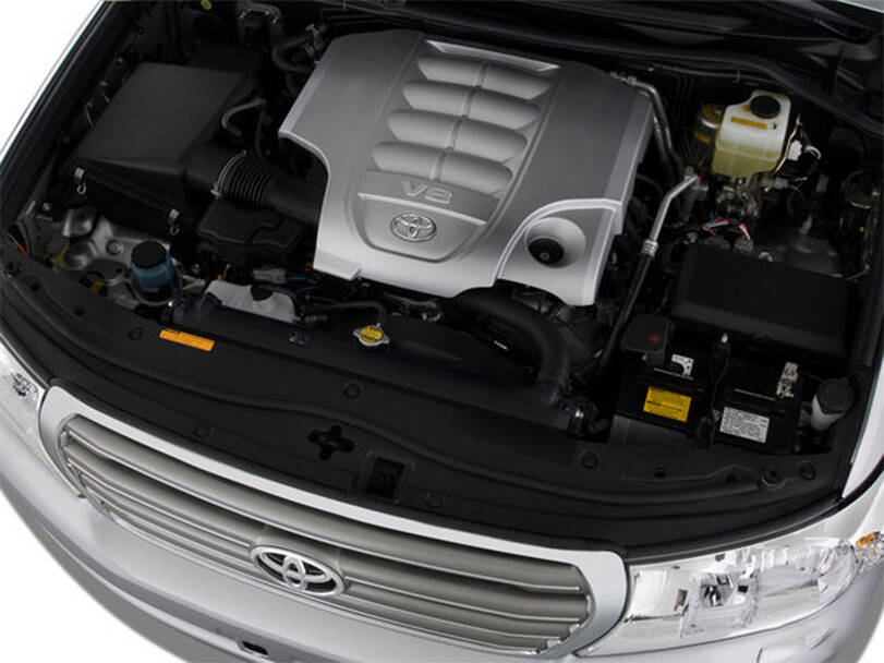 Toyota Land Cruiser 4th (J200) Generation Exterior 