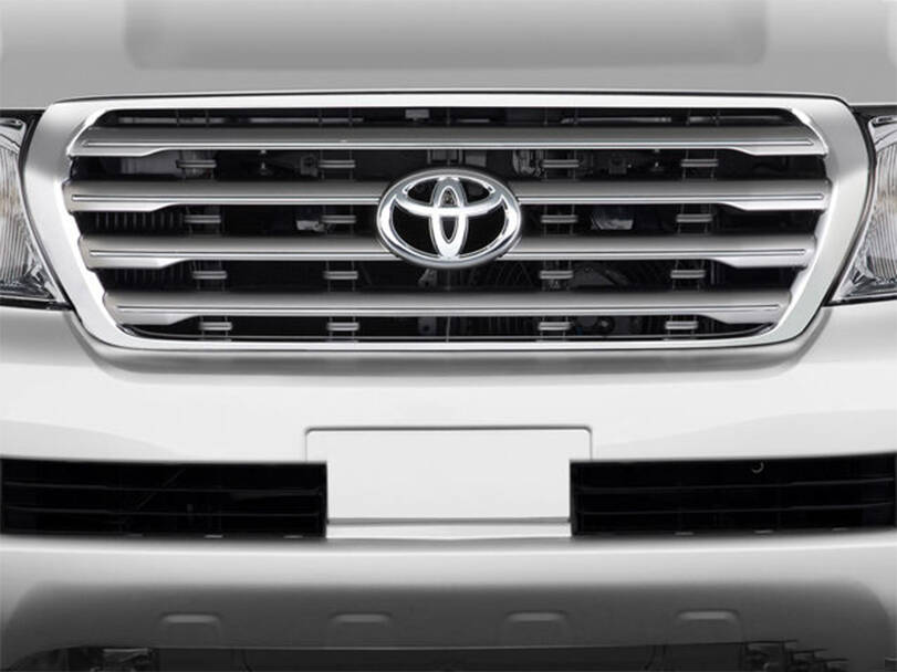 Toyota Land Cruiser 4th (J200) Generation Exterior 