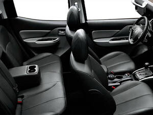 ميتسوبيشي L200 الداخلية 