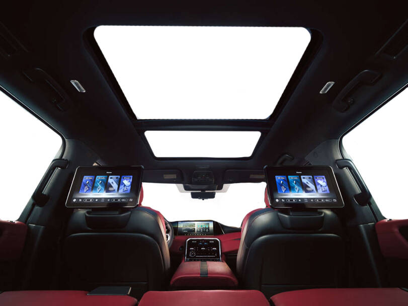 Nissan Patrol Interior 