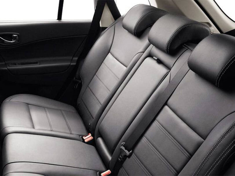 رينو كوليوس الجيل الأول (HY) الداخلية 