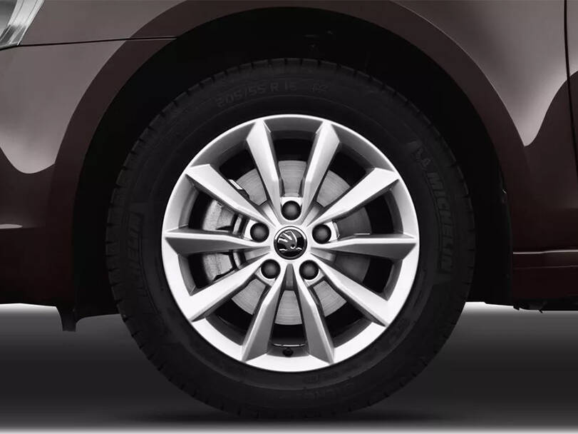 شكودا أوكتافيا الجيل الثالث (5E) الخارجية 