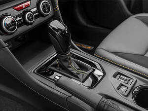 سوبارو كروستريك الداخلية 