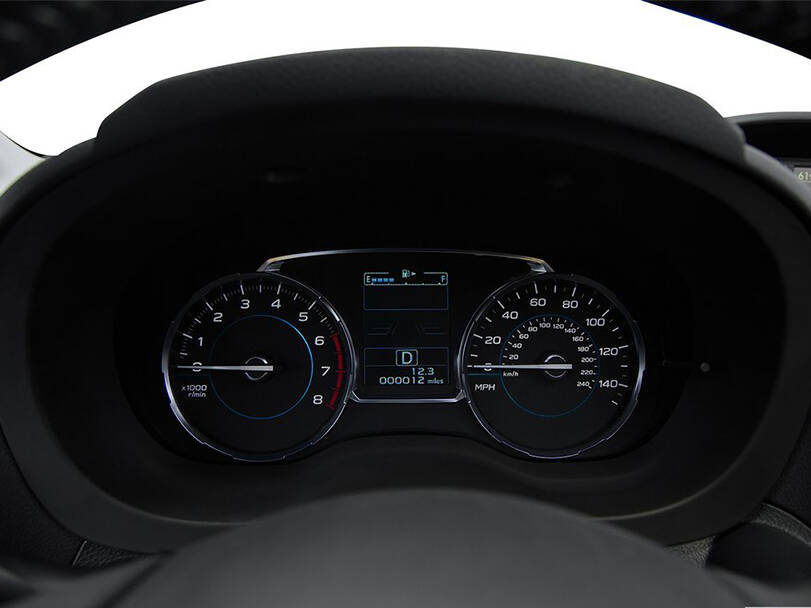 سوبارو فورستر الجيل الرابع (SJ) الداخلية 