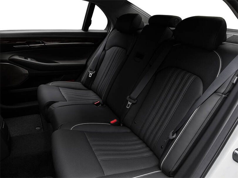 Genesis G90 1st (HI) Generation Pictures: Explore 20 Images of Interior and Exterior Image-11