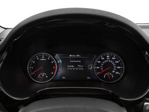 كيا سيلتوس الداخلية 