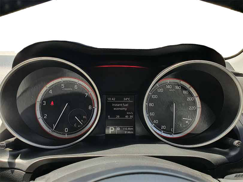 سوزوكي سويفت الجيل الرابع(A2L) الداخلية 