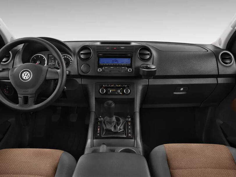 Volkswagen Amarok 1st (2H) Generation Interior 