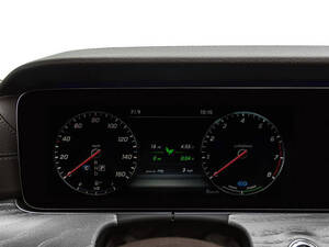 مرسيدس بنز CLS Class الداخلية 