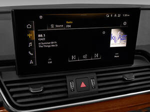 أودي SQ5 الداخلية Audio System